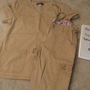 NWOT koi comfort scrubs